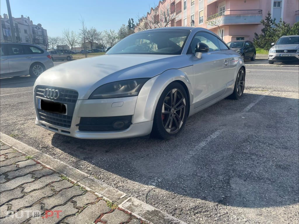 Audi TT 2.0 TFSI S-LINE
