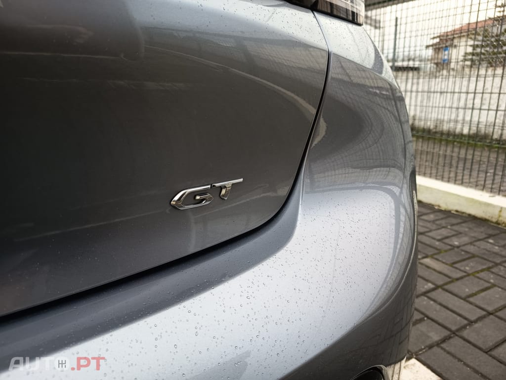 Peugeot E-208 50 kWh GT Pack