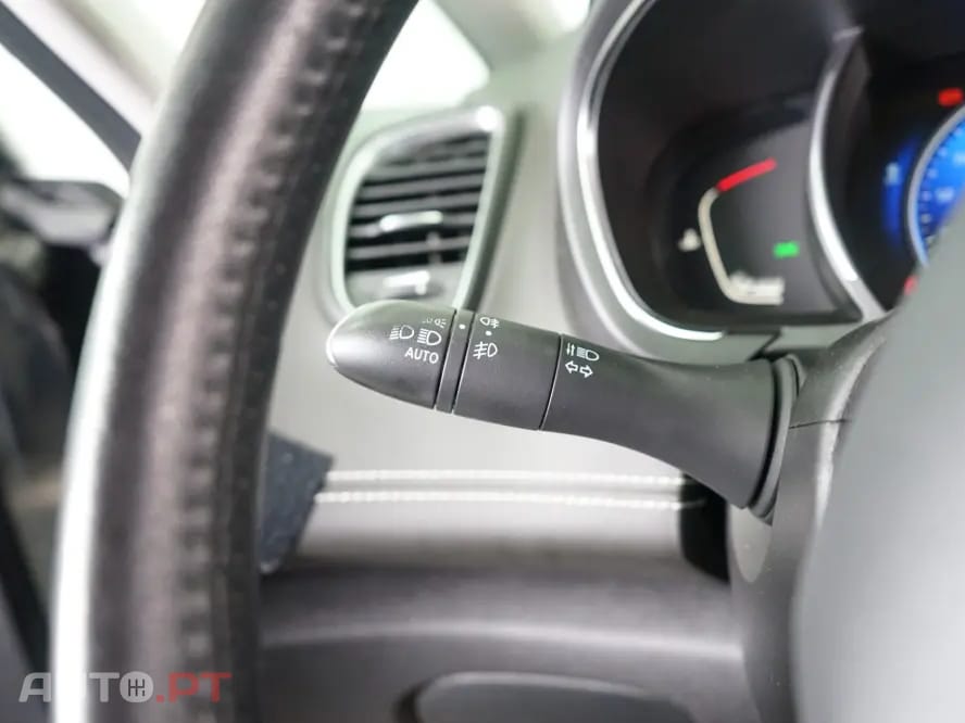 Renault Grand Scénic ENERGY TCe 130 INTENS