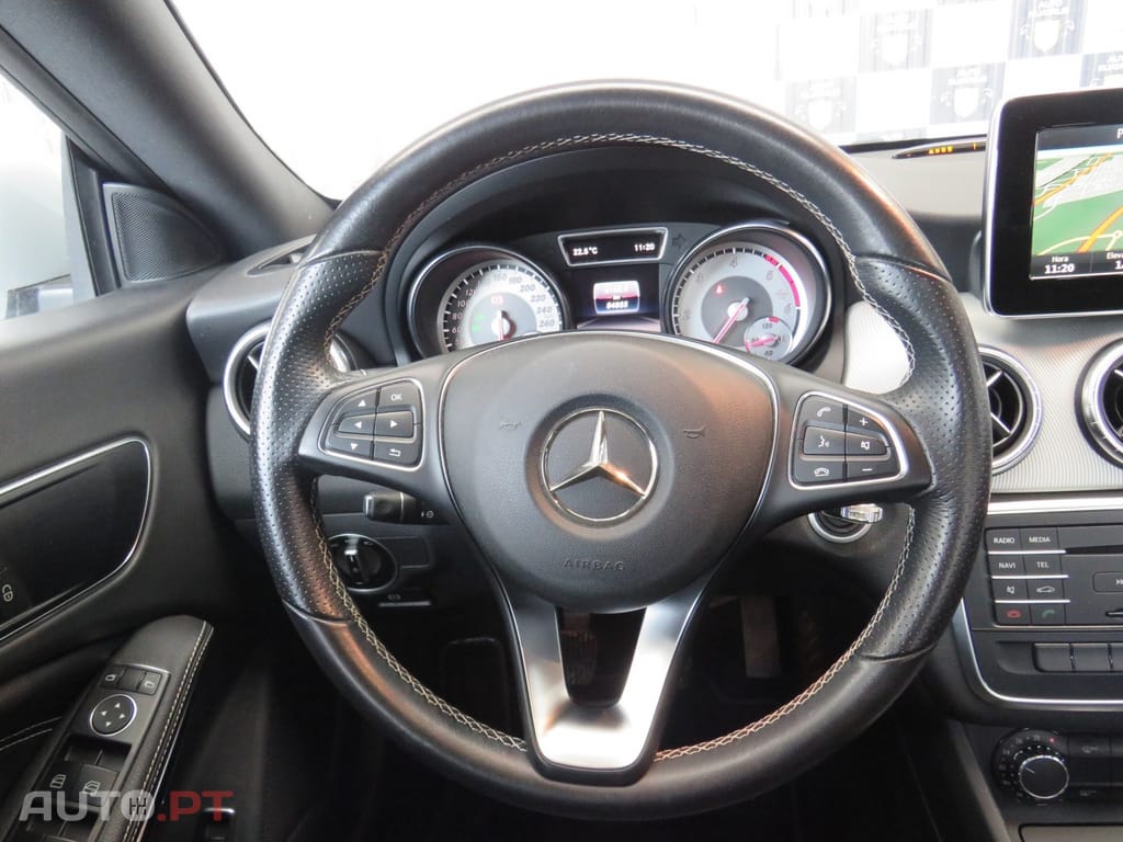 Mercedes-Benz CLA 180 180 D