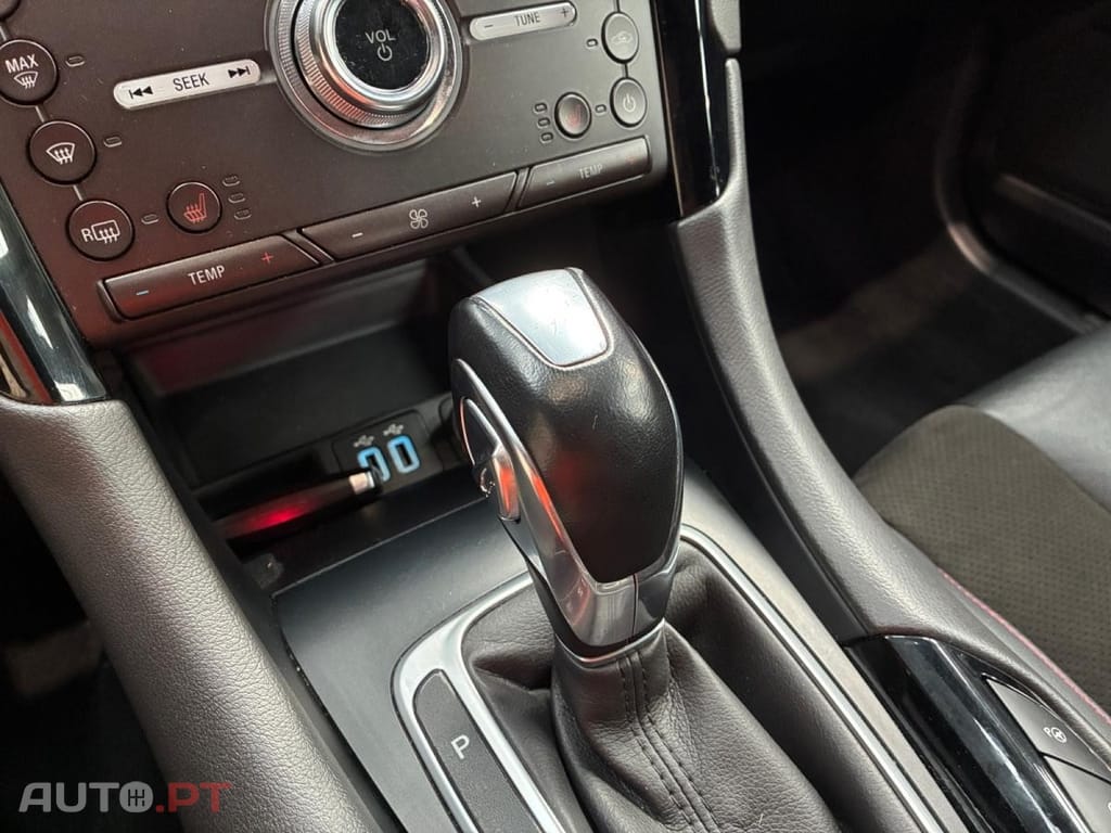 Ford Mondeo SW 2.0 HEV ST-Line