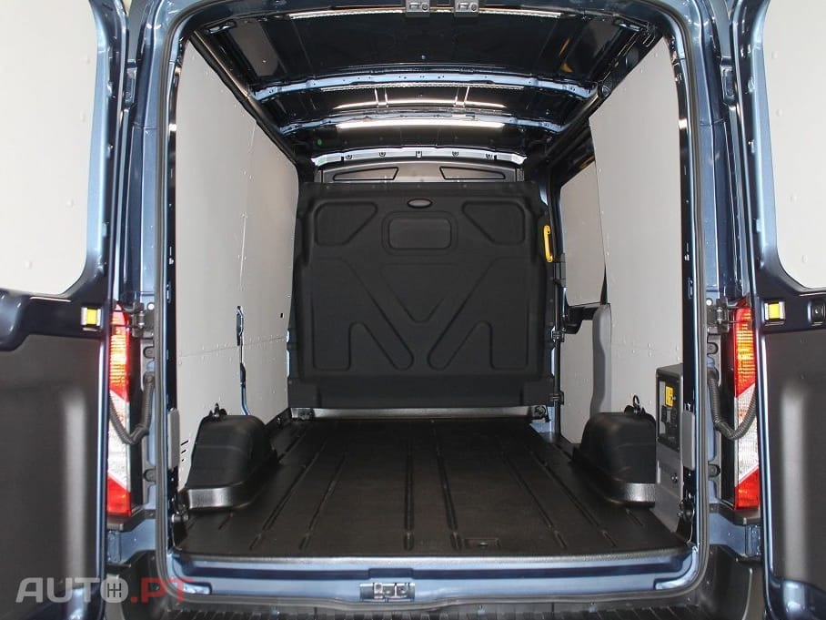 Ford Transit 390 L2H2 HA Trend I.V.A DEDUTÍVEL