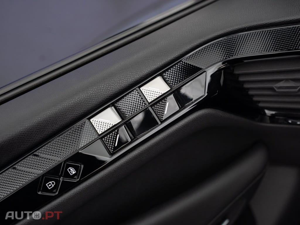 DS DS4 1.5 BlueHDi Bastille + EAT8