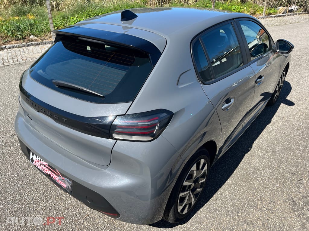 Peugeot 208 1.2 PureTech Like