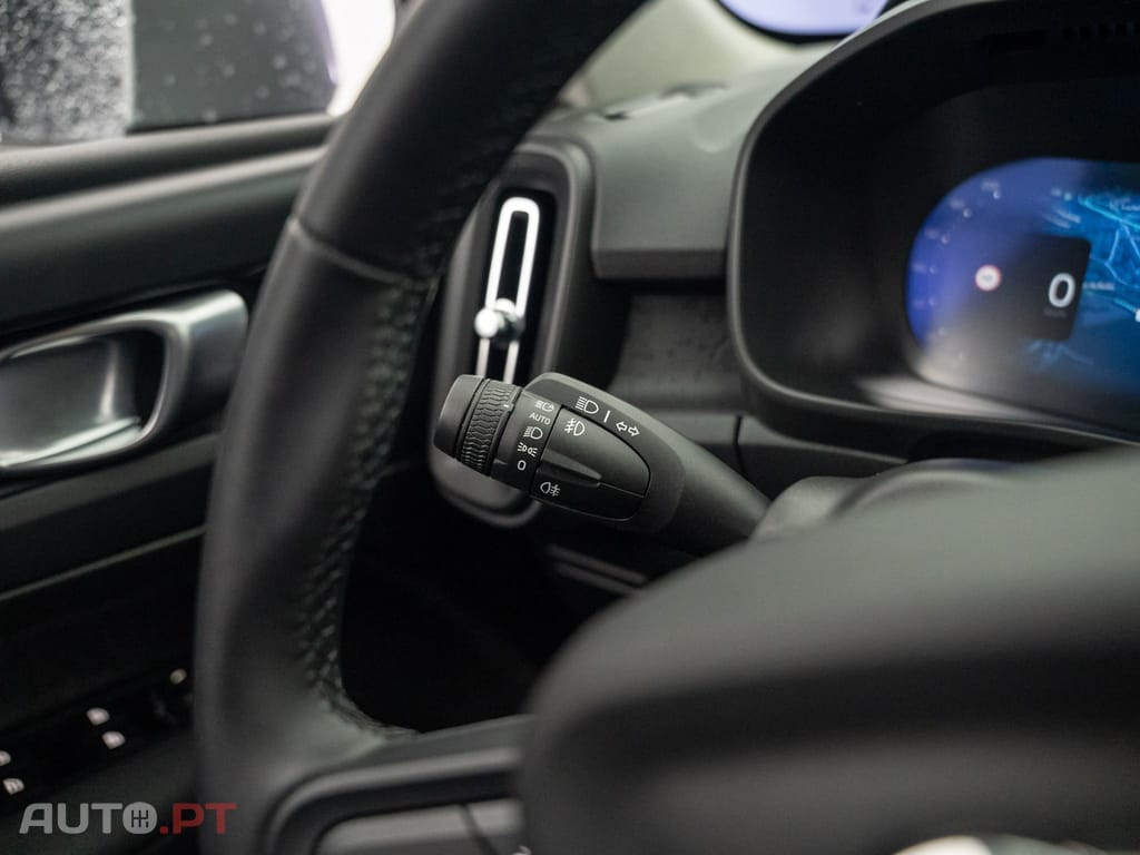 Volvo XC40 2.0 B3 Essential