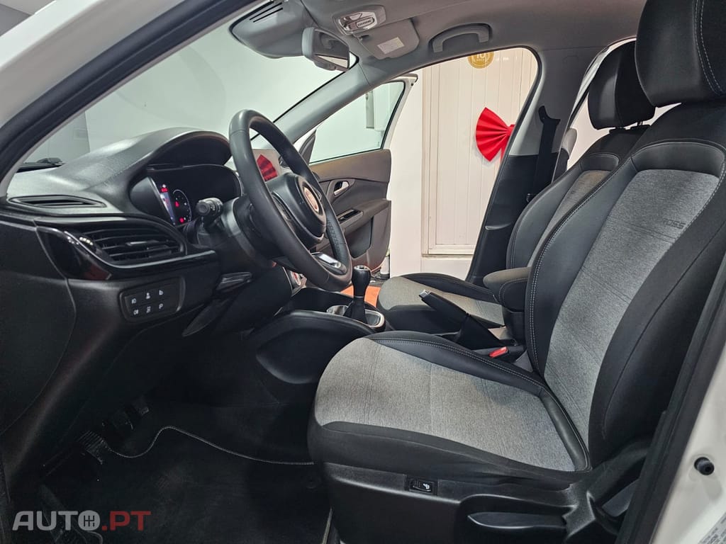 Fiat Tipo 1.3 Multijet Cross