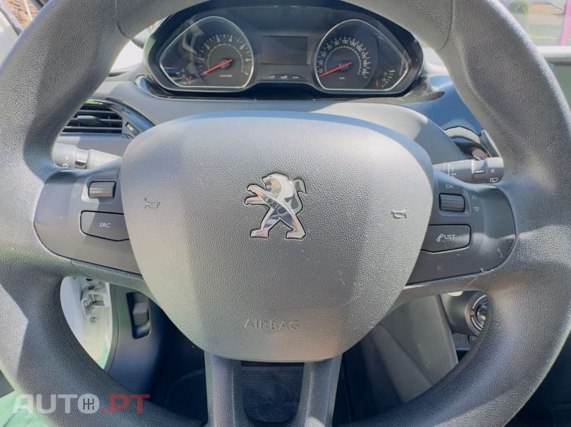 Peugeot 208 PureTech 68 Active