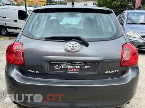 Toyota Auris 1.4 VVT-i AC