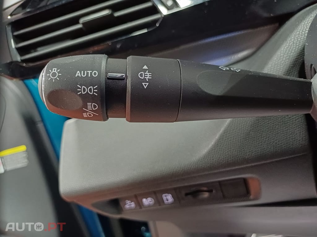 Peugeot 408 1.6 Hybrid GT e-EAT8