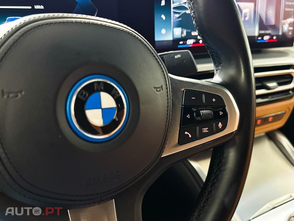 BMW i4 eDrive40 Pack Desportivo M