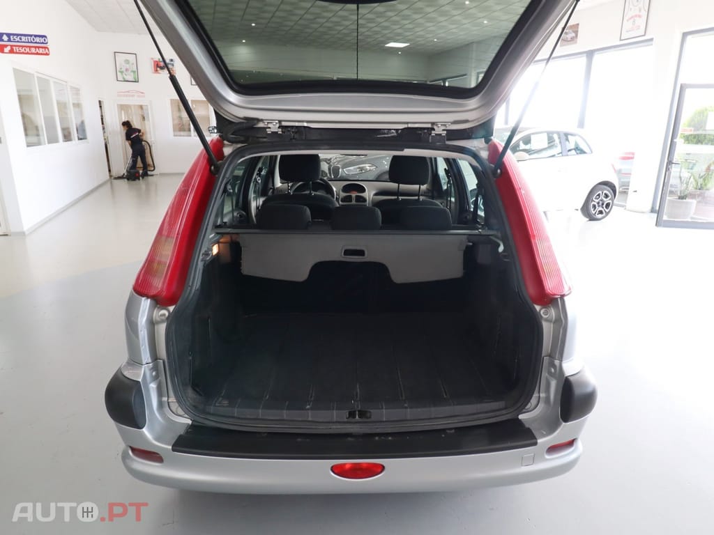 Peugeot 206 SW 1.1 Colorline