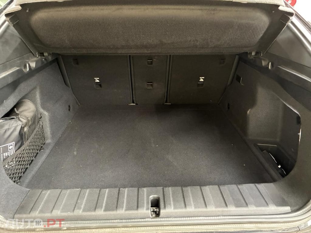 BMW iX2 eDrive20 Sport