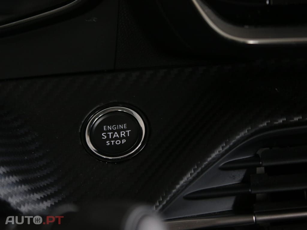 Peugeot E-208 50 kWh Active Pack