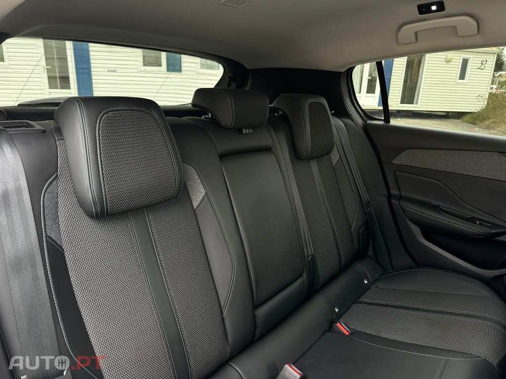 Peugeot 308 1.5 BlueHDi Allure Pack