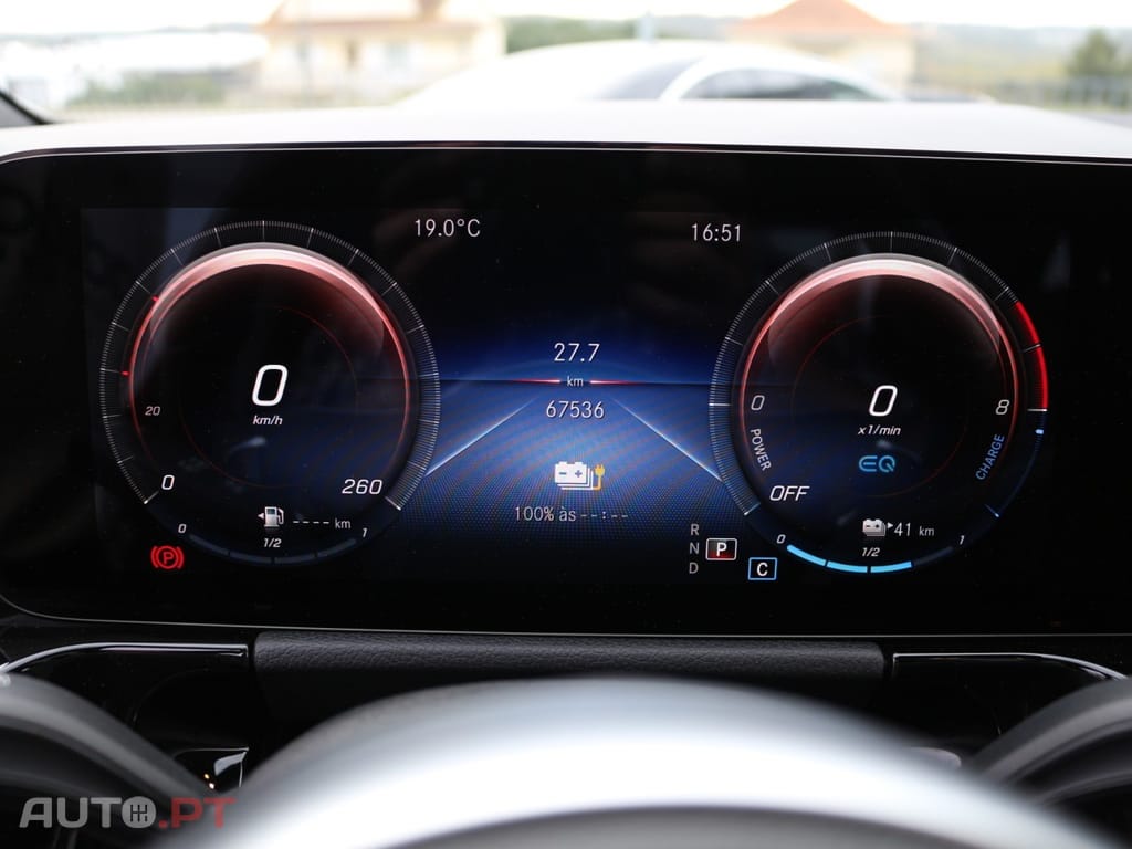 Mercedes-Benz GLA 250 e AMG Line