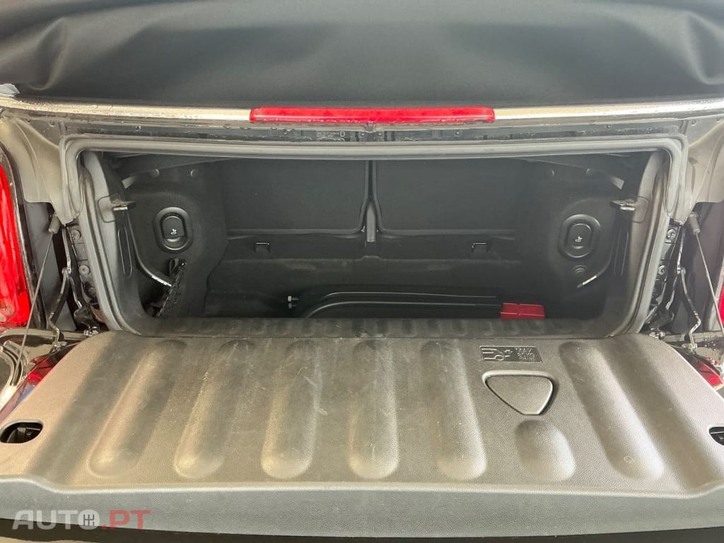 MINI John Cooper Works Cabrio