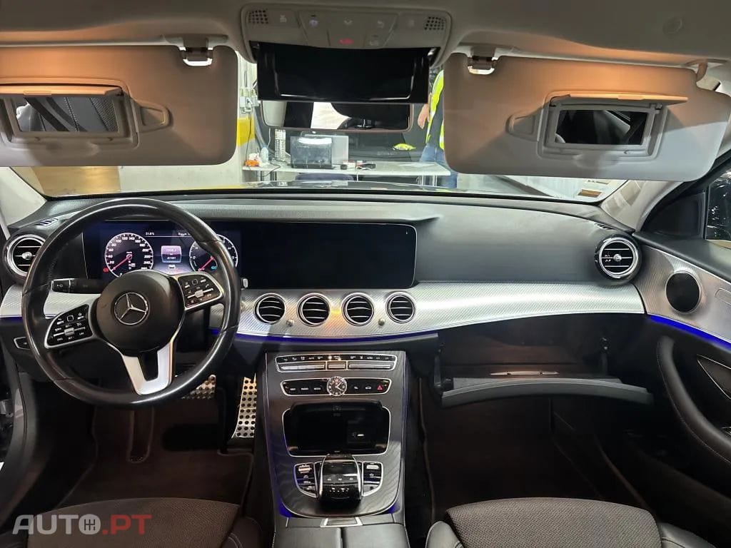 Mercedes-Benz E 300 de Avantgarde
