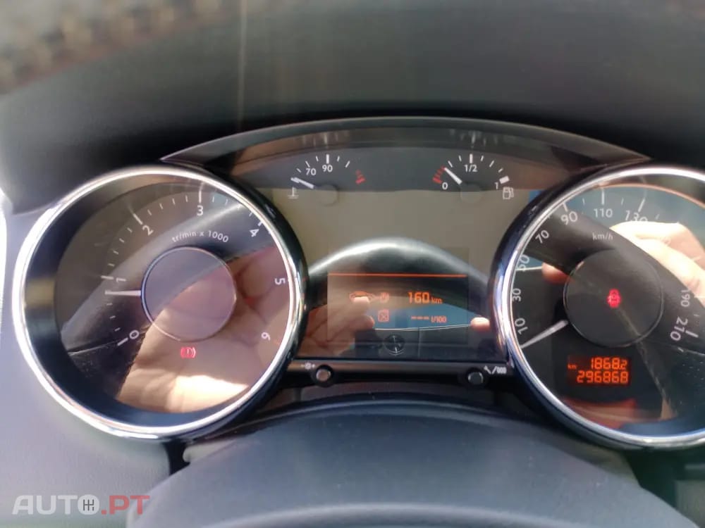 Peugeot 3008 1.6 HDi Roland Garros