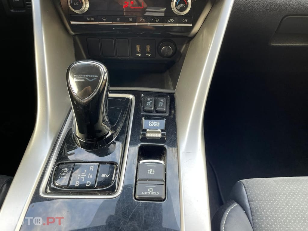 Mitsubishi Eclipse Cross 2.4 Plus Select 4WD hYBRID 