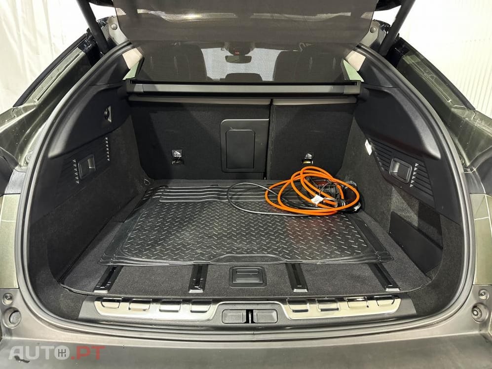 Citroen C5 X 1.6 Hybrid Feel Pack e-EAT8