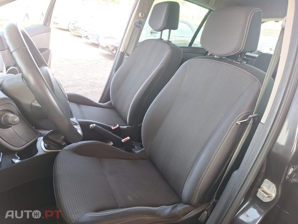 Renault Clio 1.2 16V Dynamique S