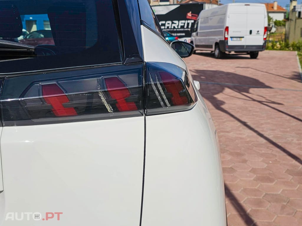 Peugeot 2008 1.2 PureTech Active Pack