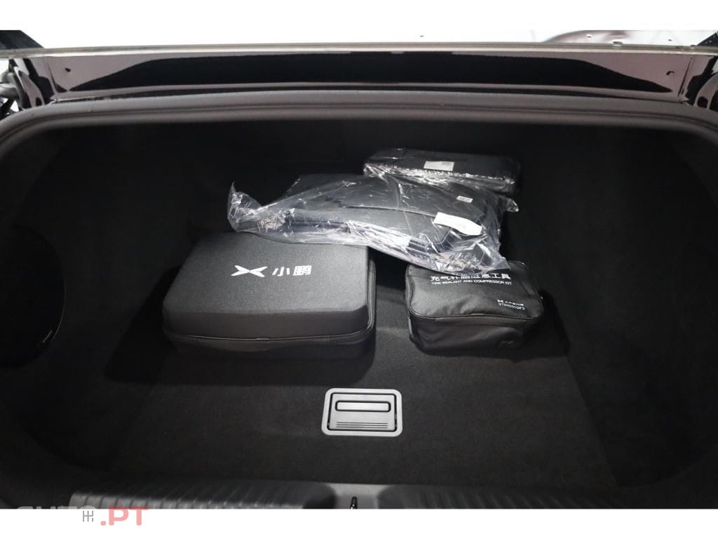 XPeng P7 AMD Performance Premium