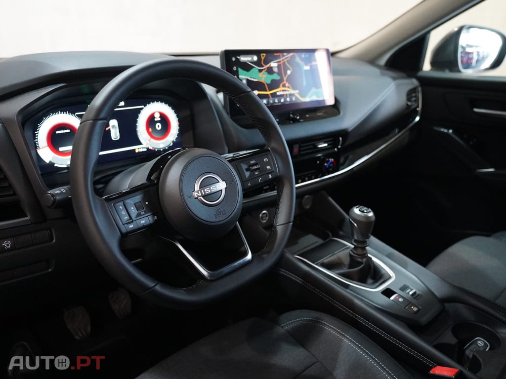 Nissan Qashqai 1.3 DIG-T N-Connecta LED+TT+SKY