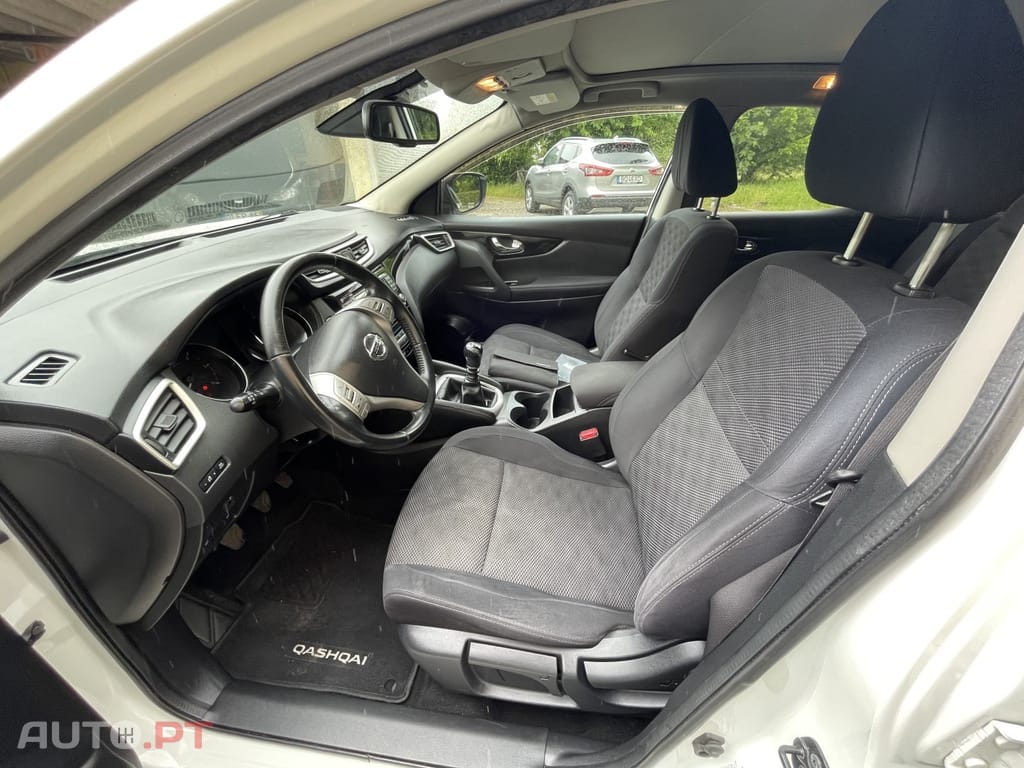 Nissan Qashqai 1.5 dCi N-Connecta 18 RS
