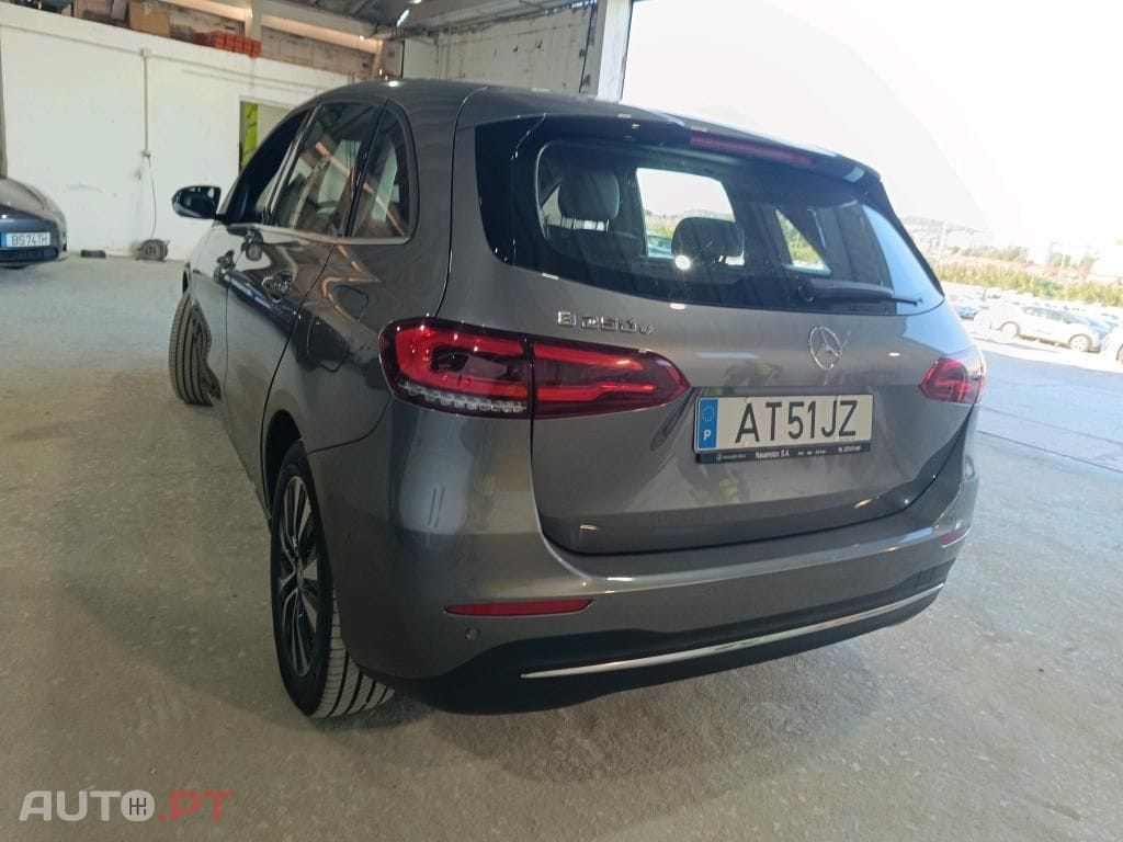 Mercedes-Benz B 250 e Style Plus