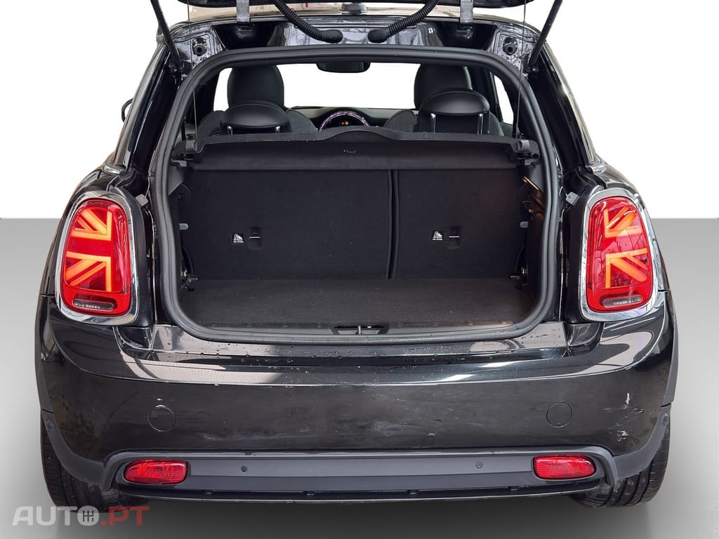 MINI Cooper Cooper SE Camden Edition