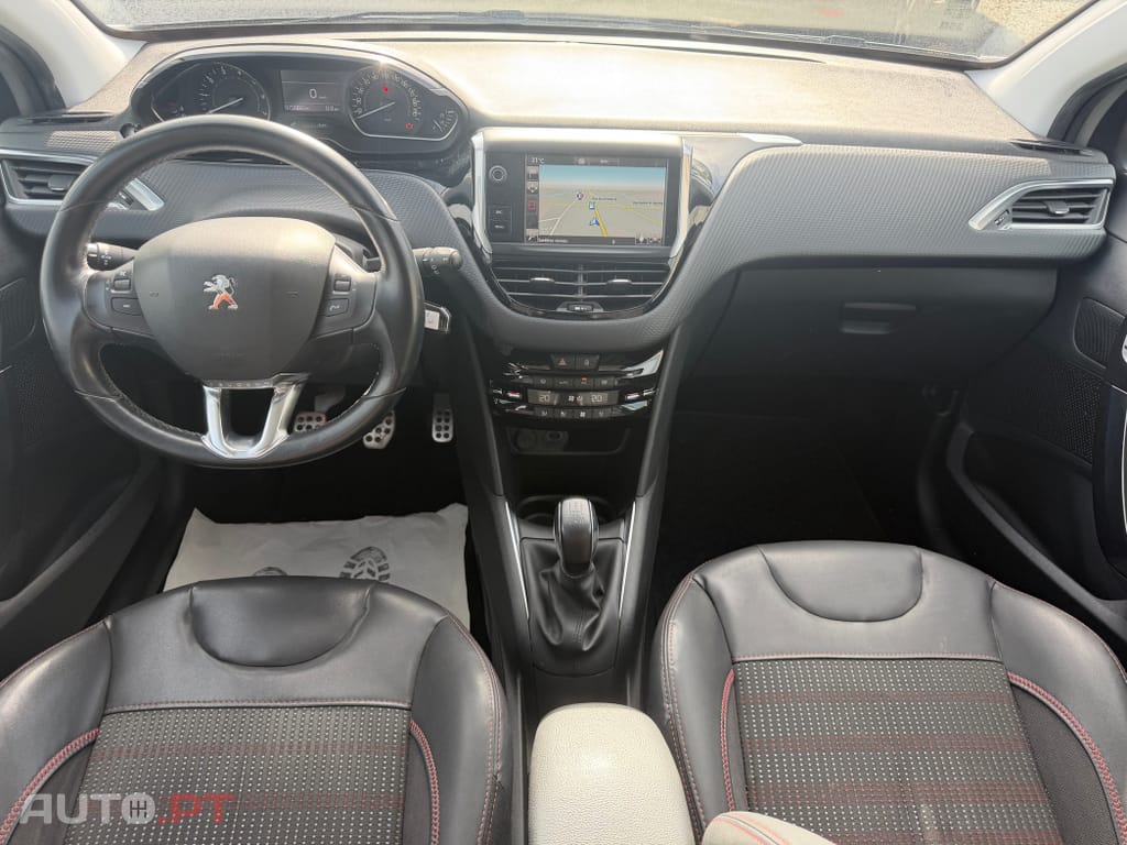 Peugeot 208 1.2 PureTech GT Line