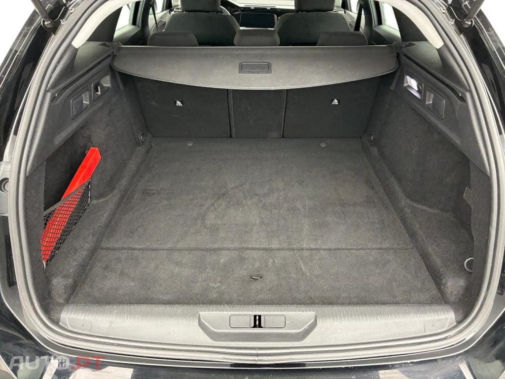 Peugeot 308 SW Hybrid Style e-DCS6