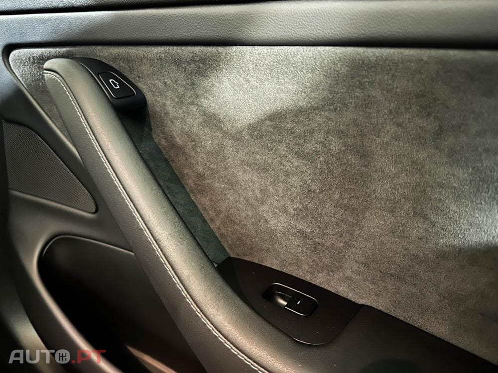 Tesla Model 3 Long Range AWD Dual Motor