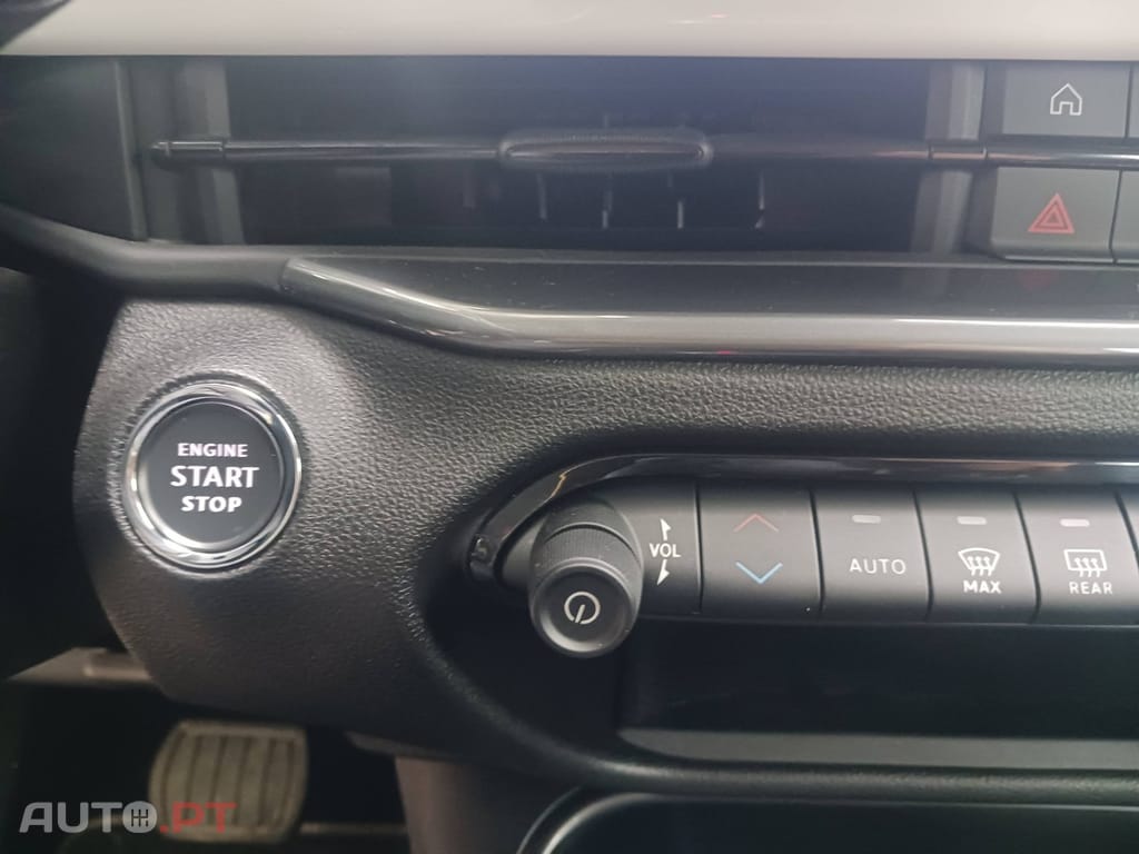 Fiat 600 1.2 Hybrid Icon