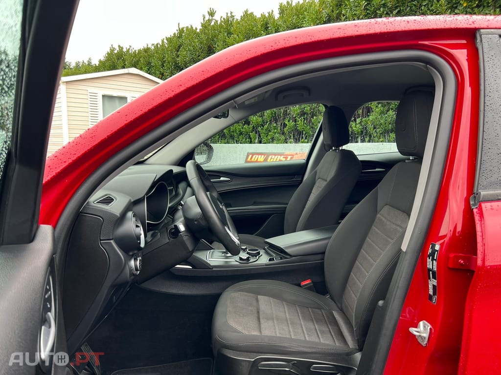 Alfa Romeo Stelvio 2.2 D Super AT8