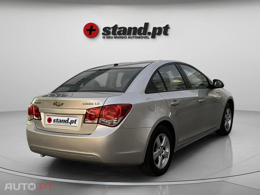 Chevrolet Cruze 1.6 LS