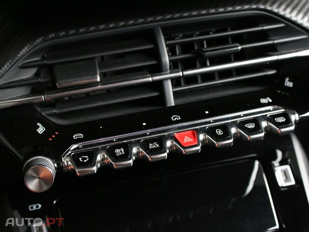 Peugeot 2008 1.2 PureTech Allure