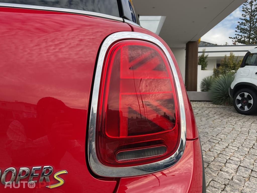 MINI Cooper Cooper SE