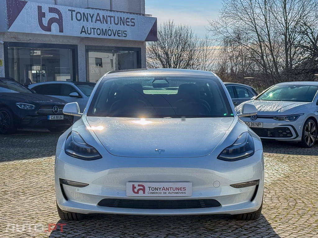 Tesla Model 3 Long-Range Dual Motor AWD