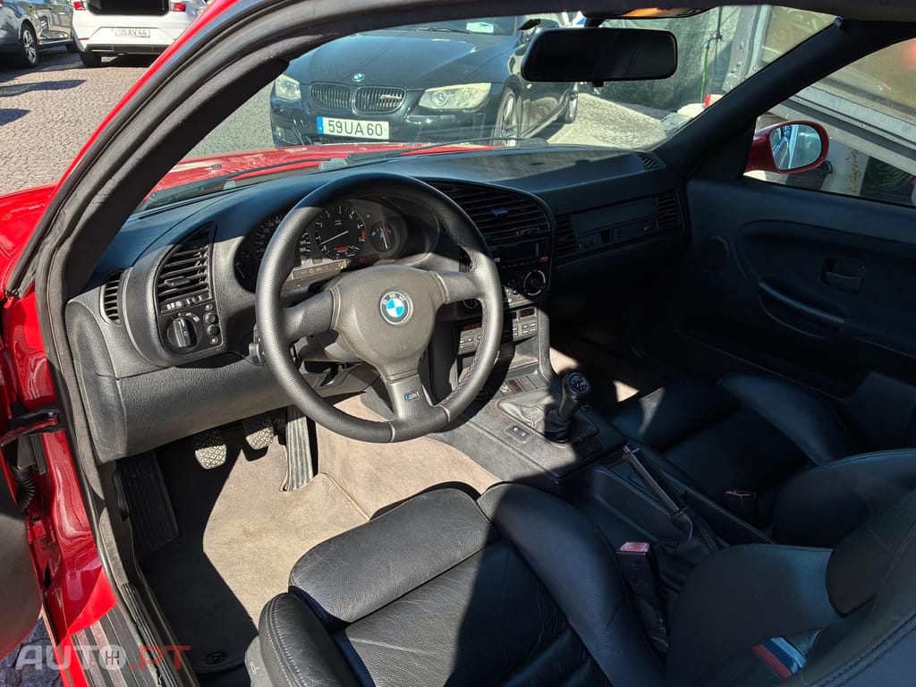 BMW 328 i Coupé M Sport