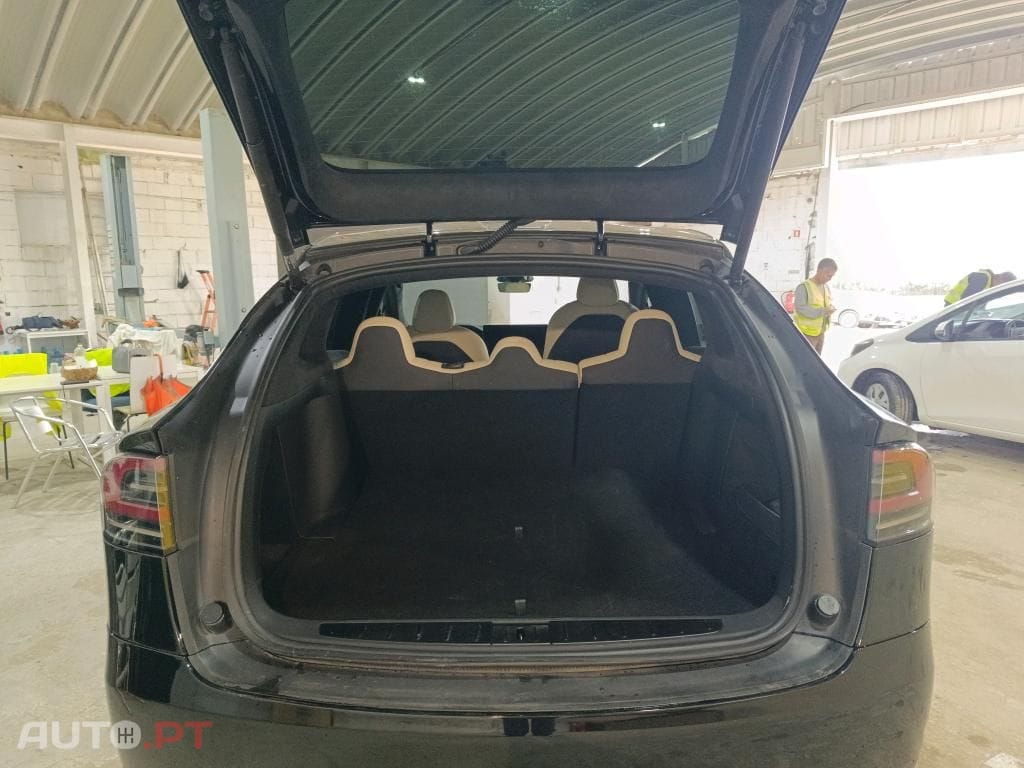 Tesla Model X Long Range AWD