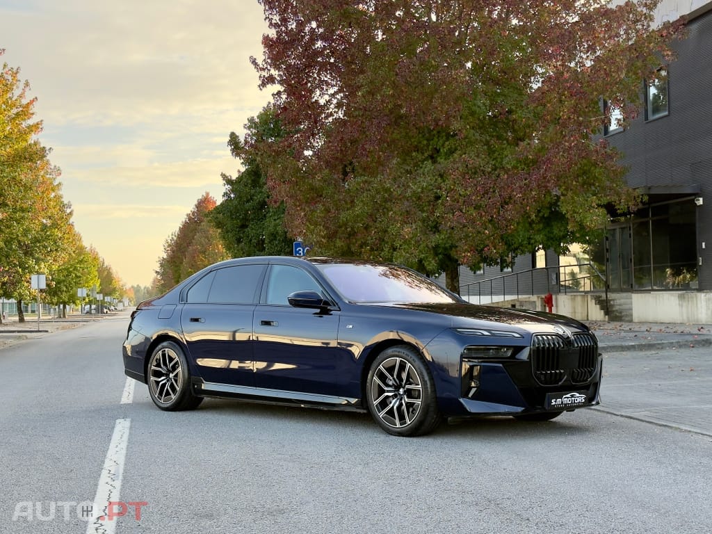 BMW 750 e xDrive Pack-M Pro