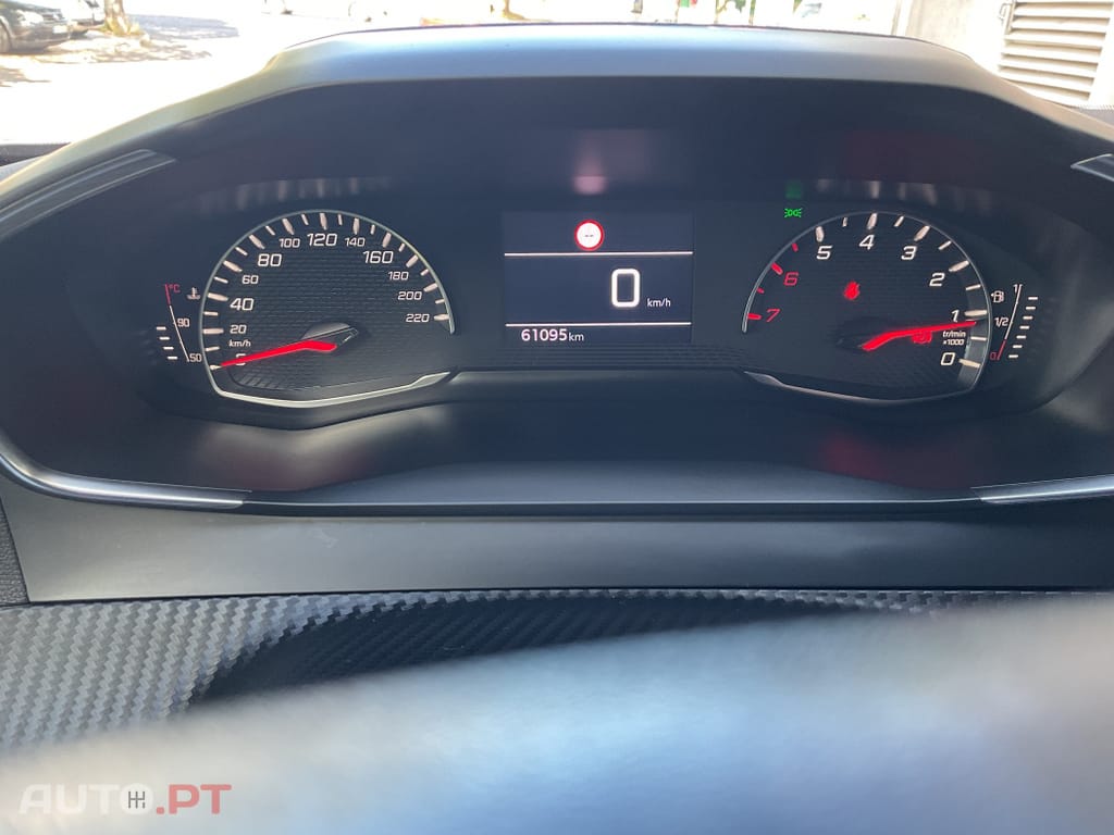 Peugeot 2008 1.2 PureTech Active Pack