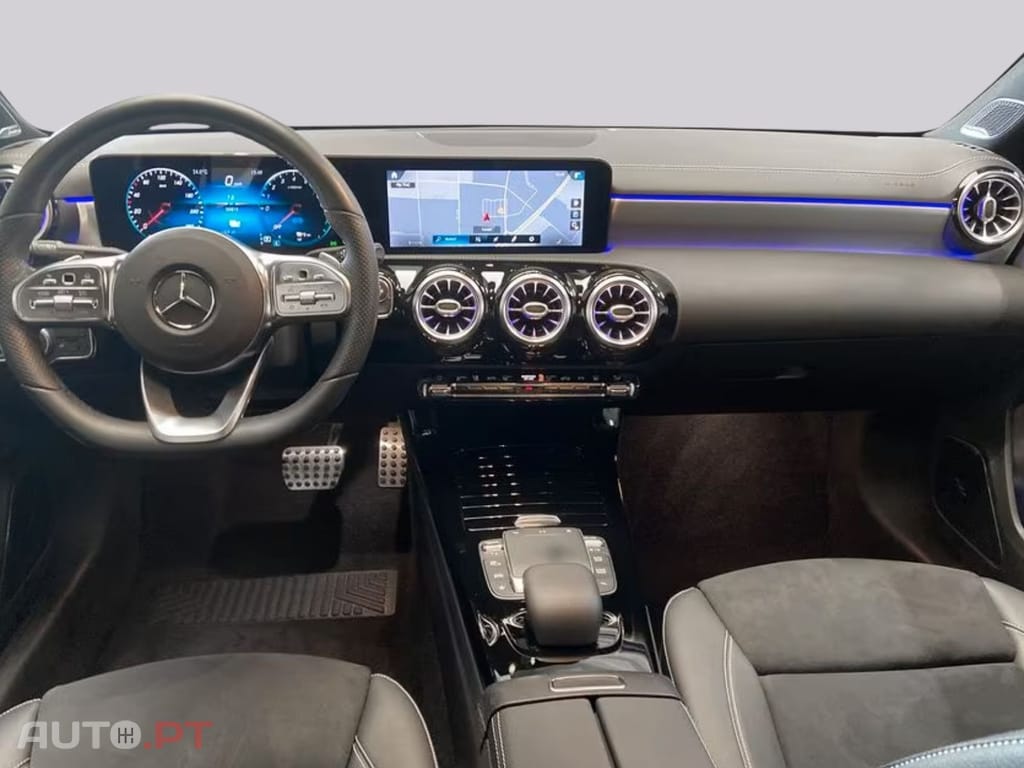 Mercedes-Benz A 250 I.V.A DEDUTIVEL e AMG