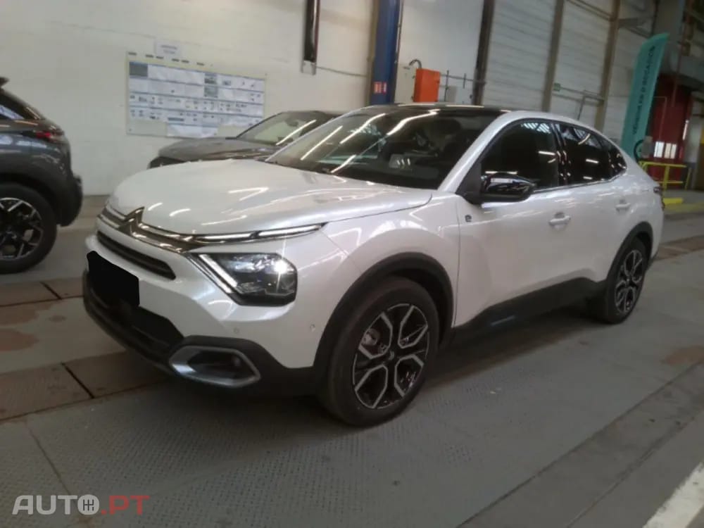 Citroen e-C4 X 50 kWh Shine