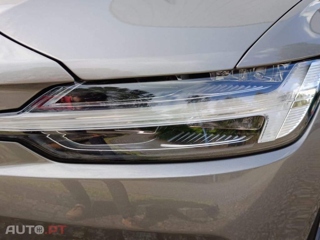 Volvo V60 2.0 B4 Momentum Plus Geartronic