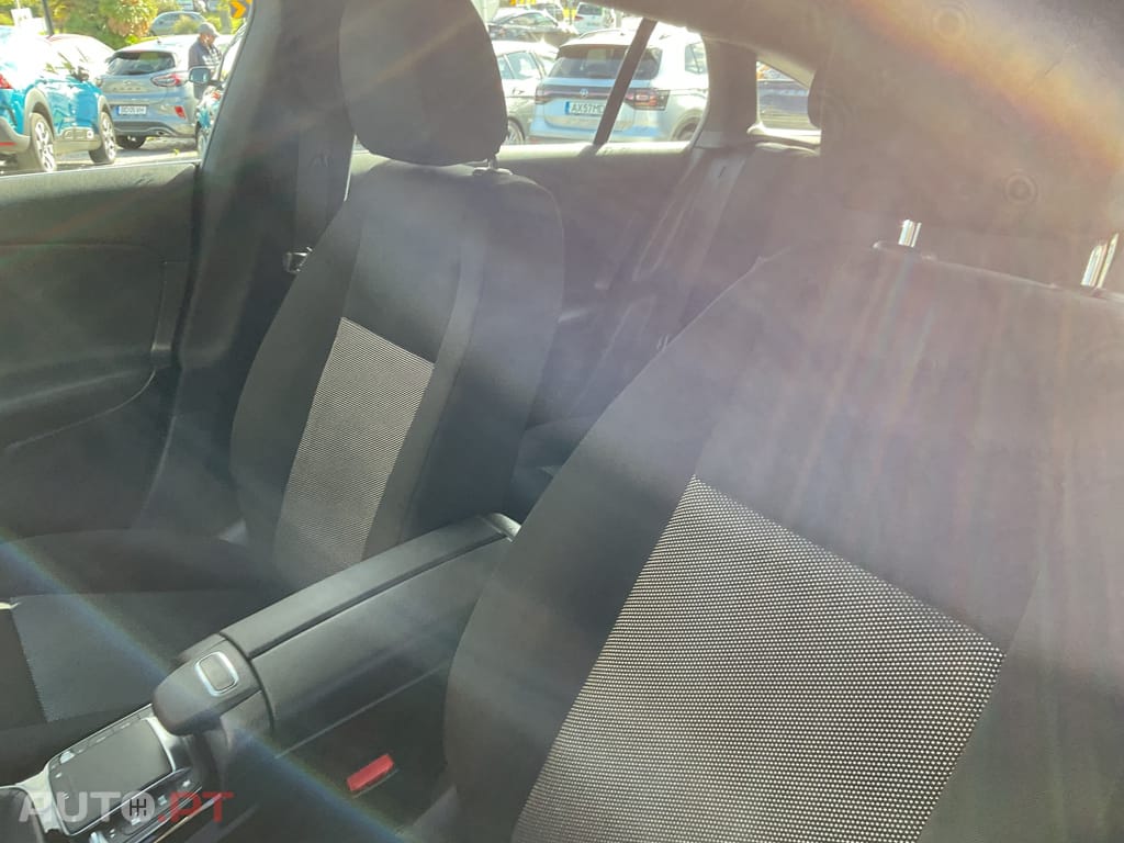 Mercedes-Benz CLA 180 d Shooting Brake Business Solutions