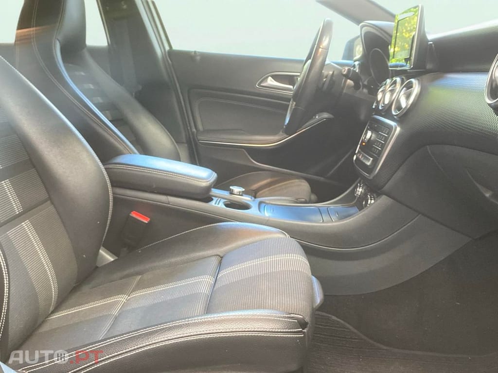 Mercedes-Benz A 180 180 d AMG Line Aut.