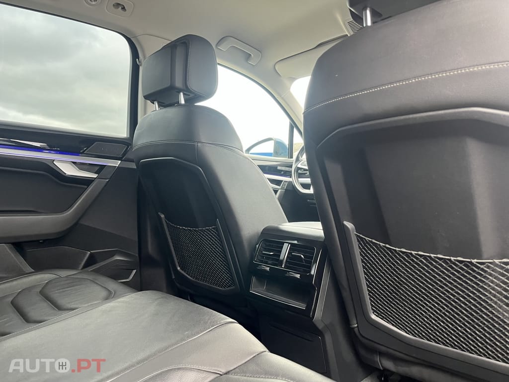 Volkswagen Touareg 3.0 TDI V6 Elegance Plus